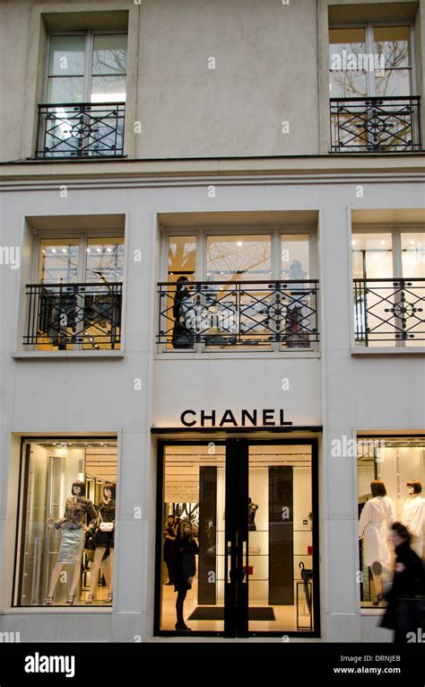 where to buy used chanel in paris|chanel boutique paris france.